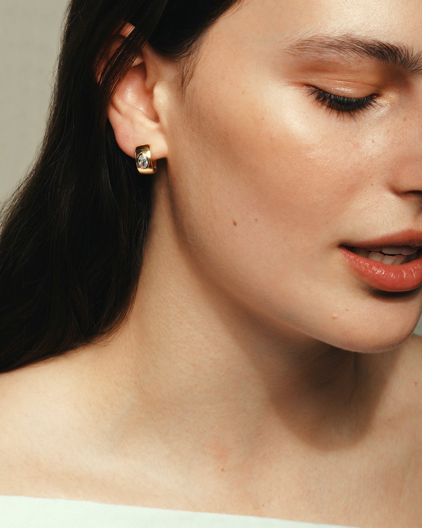 Elegant Gold Twist Hoop Earrings